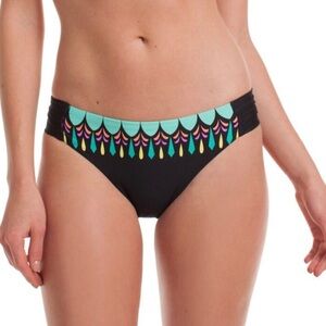 NWT‎ Trina Turk Starburst Shirred Side Hipster Sz 4